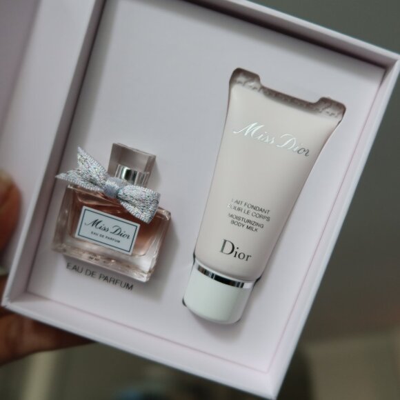 Mini Miss Dior 0.17 Perfume & Body Milk Set - Picture 3 of 6